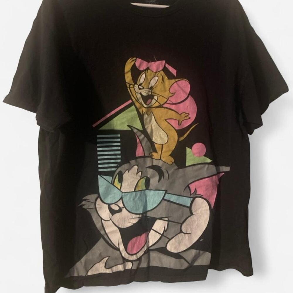 Black tom and jerry graphic